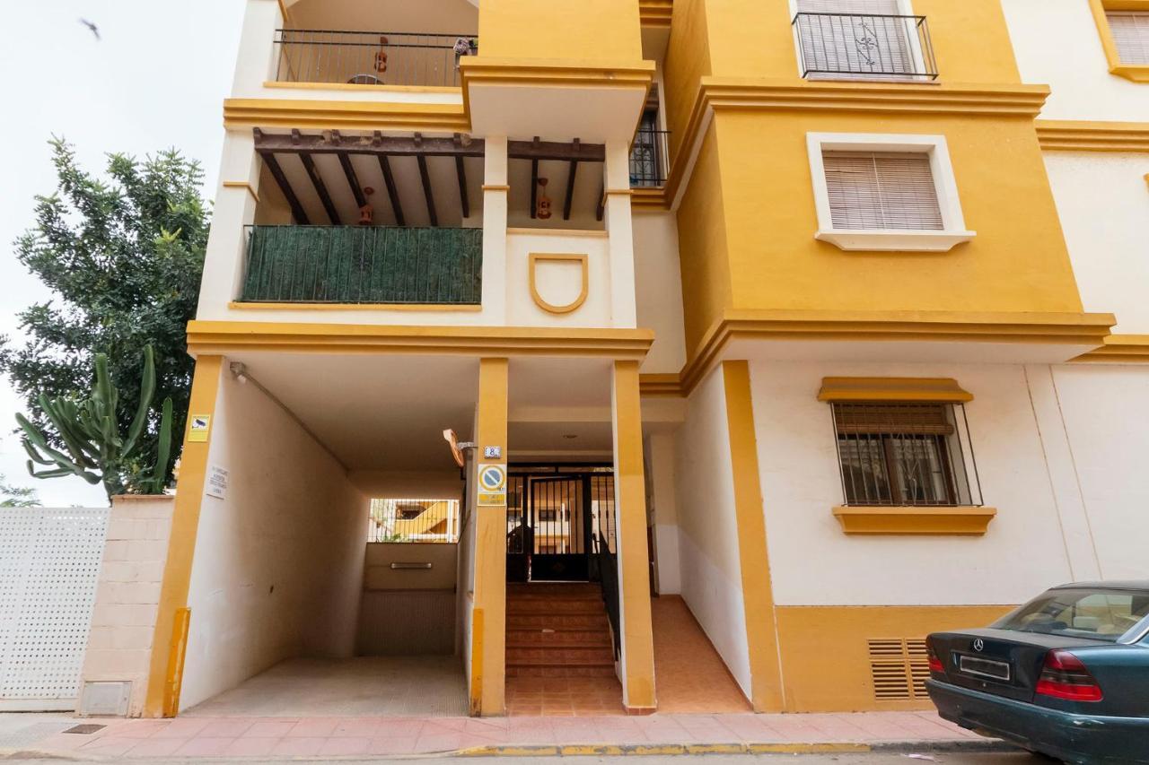 Atico Con Terraza-Solarium Y Piscina 4-6 Personas Wifi A/C Apartment Roda Luaran gambar
